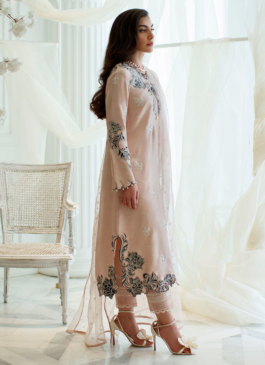 SAKURA ROSE SHIRT AND DUPATTA