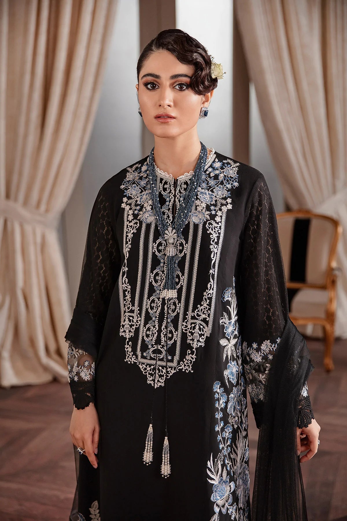 BLACK EMBROIDERED SET (D-05)