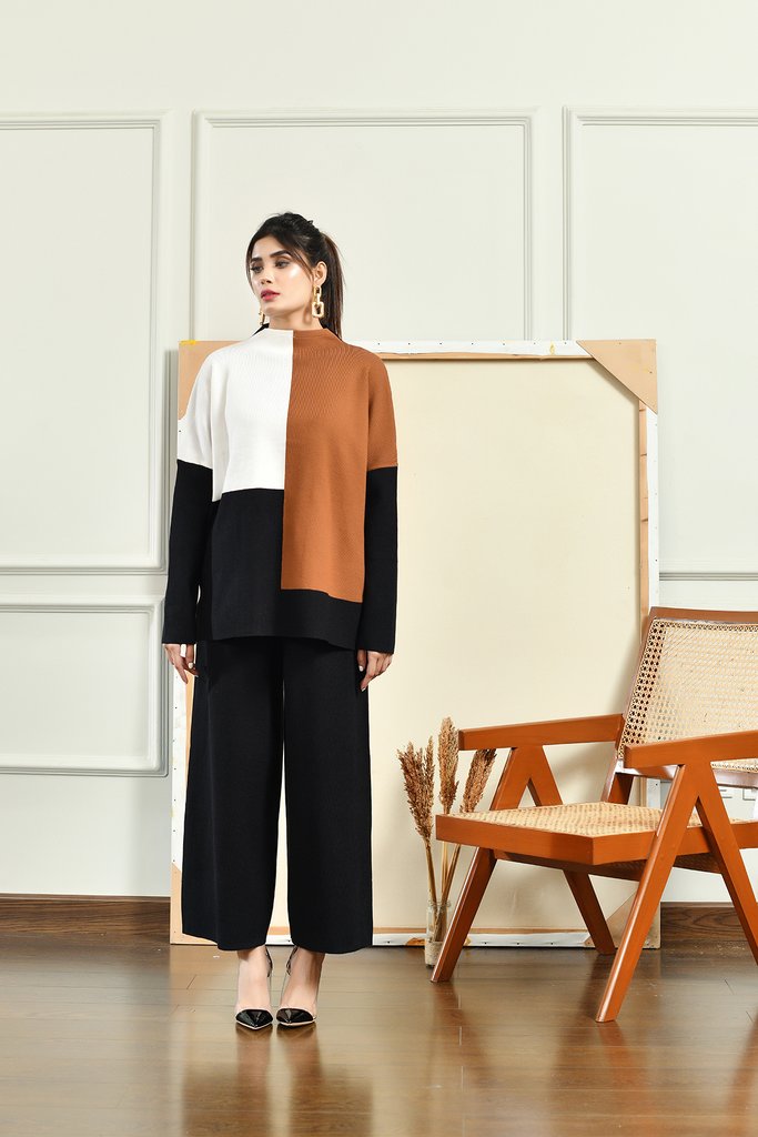 Feryal Contrast Two Piece Separates