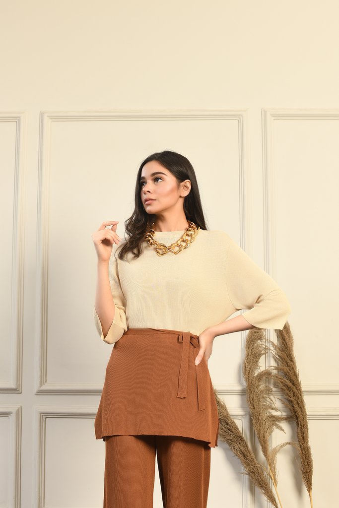 Mary Contrast Separates Brown