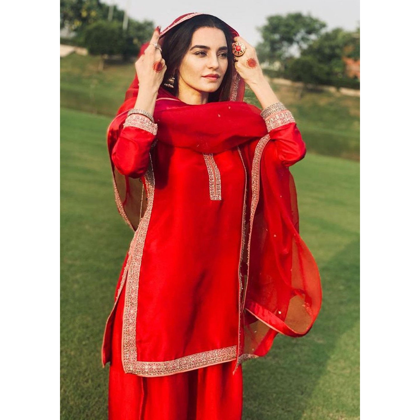 Sadia Khan Outfit