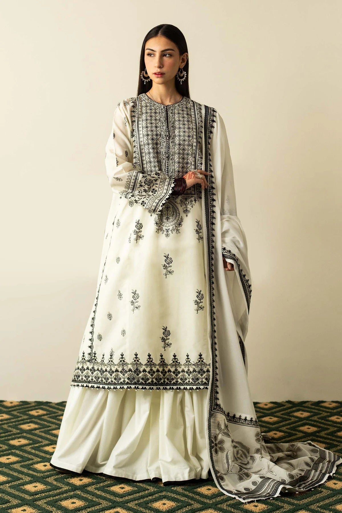 Lawn II '23 - Zara Shahjahan