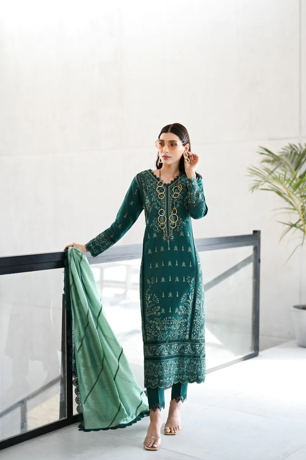 ALIZEH 2: EMERALD GREEN NEL-23603