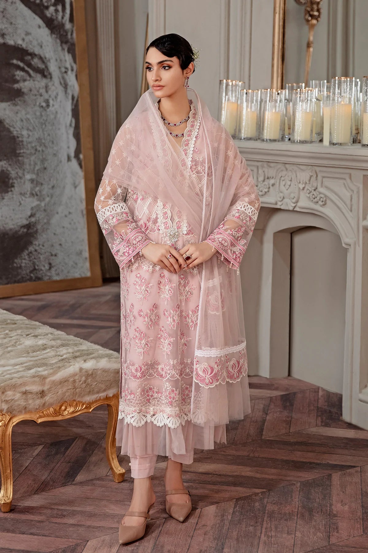 FEMININE FLORAL KURTA SET (D-11)