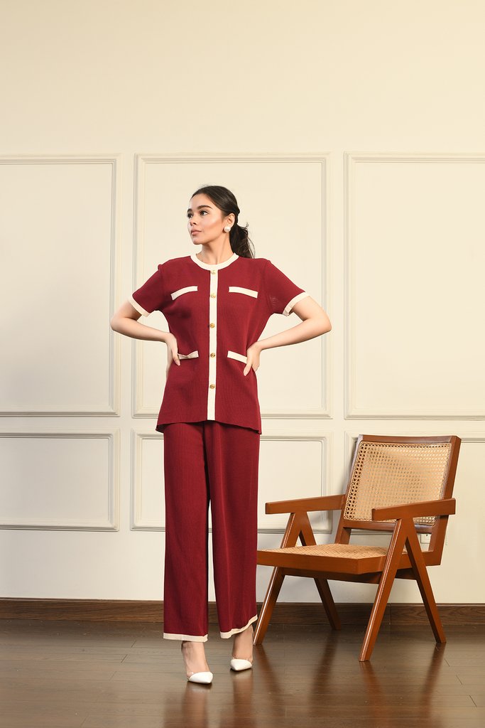 Ilana Contrast separates Maroon