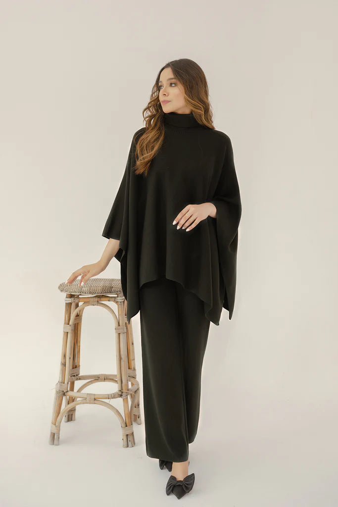 Lily Knitted Cape Dark Green Separates