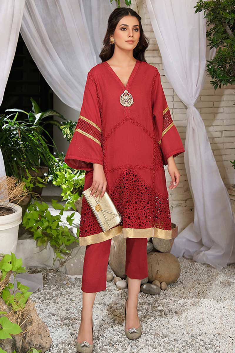 RED CHANDBALI