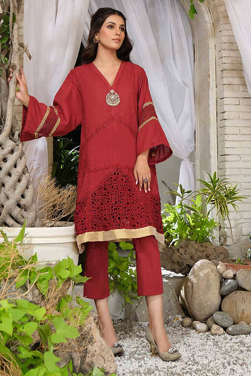 RED CHANDBALI