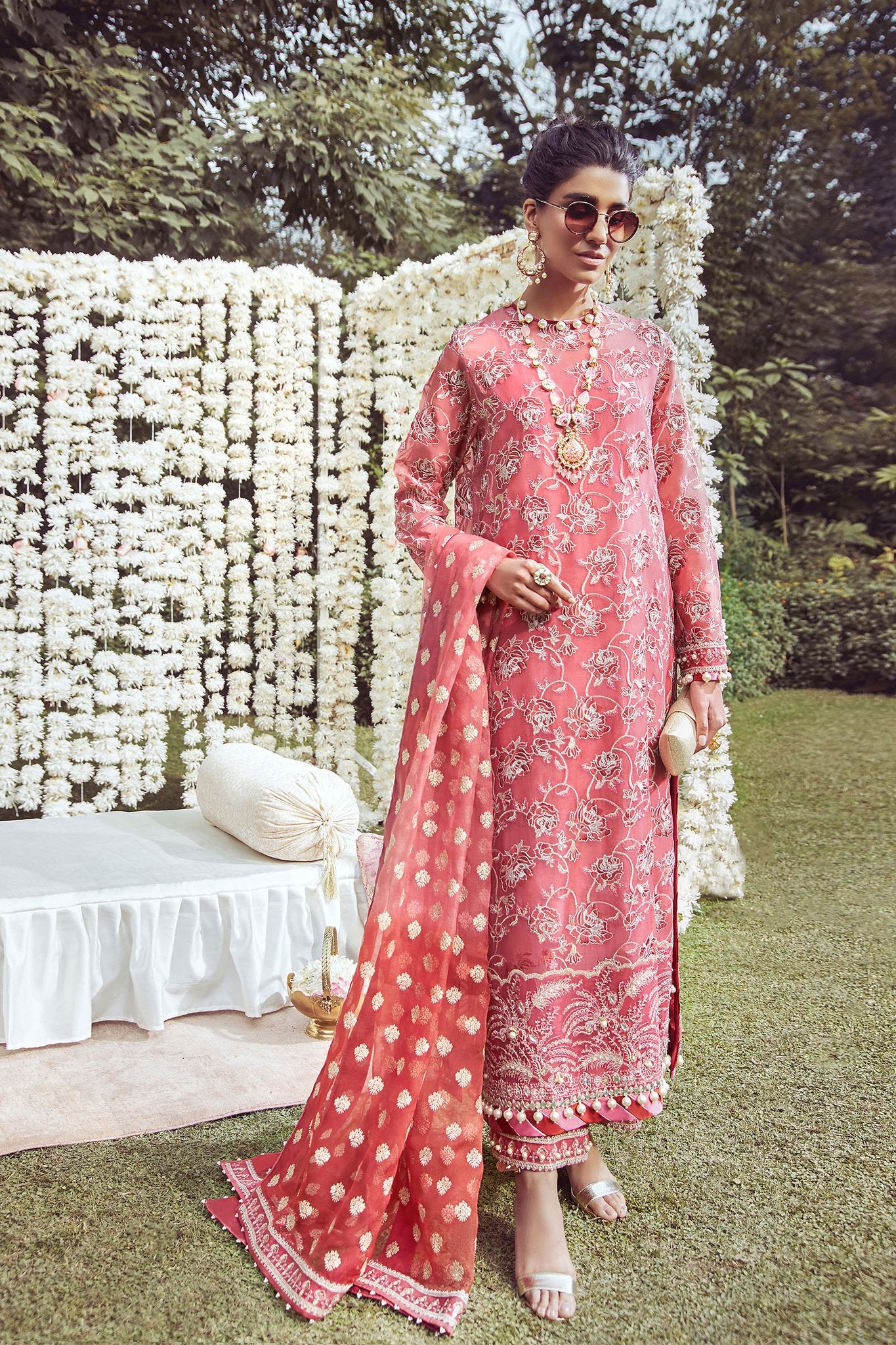 RUBIS ETOILE (UNSTITCHED)