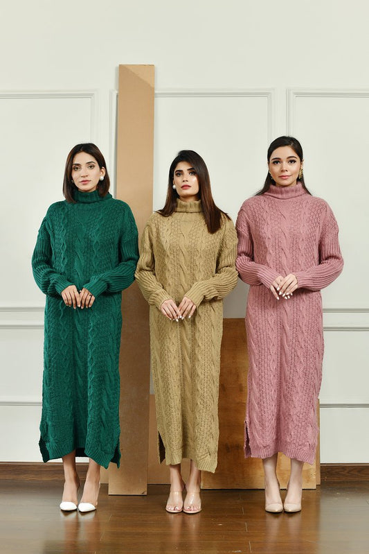Rosy Thick cable knitted dress