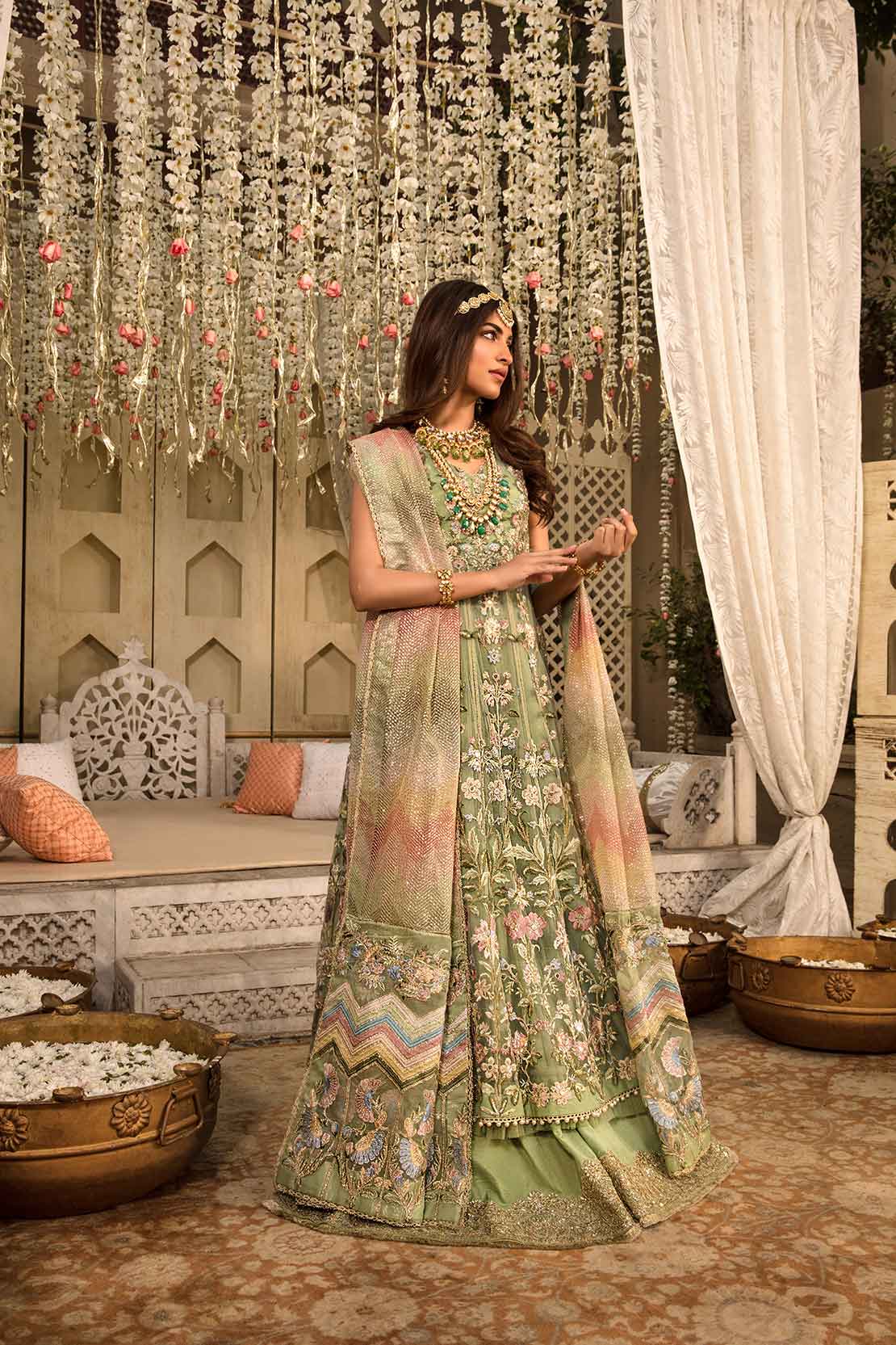 SHEESHAY HAZARON - MINT